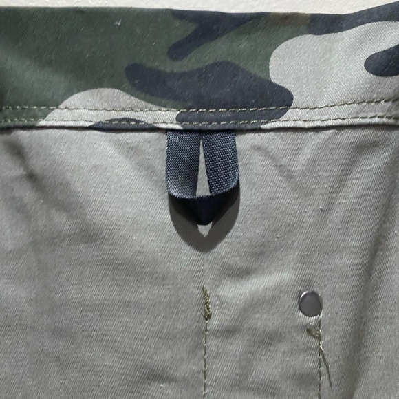 Hudson kitchen and grill apron - Picture 6 of 10